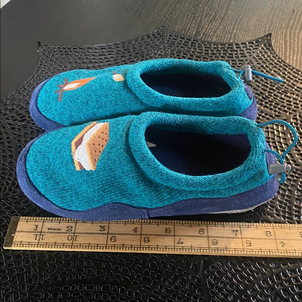 L.L. Bean S’mores Sweater Fleece Motif Teal/Blue Slipper, Size 1-2 kids (unisex) - Picture 6 of 8
